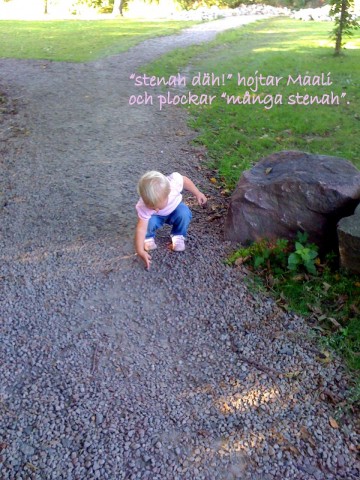 Maali stannar och plockar stenar, 14sep