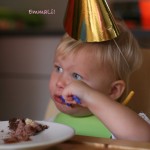 tårtätning, Maali var den enda som hade sin festliga hatt på sig hela tiden - och frivilligt!